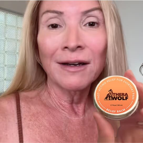 Active person enjoying pain-free movement after using natural joint relief balm